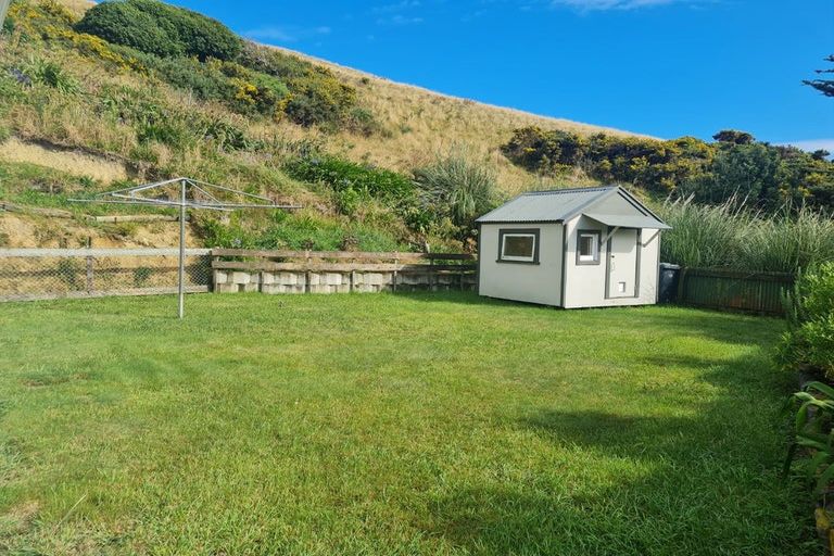 Photo of property in 995 Makara Road, Makara Beach, Karori, 6972