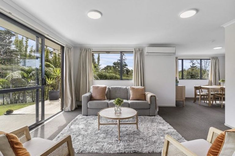 Photo of property in 169a Colwill Road, Massey, Auckland, 0614