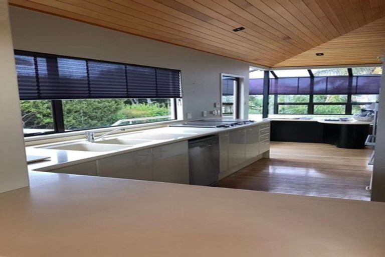 Photo of property in 74 Ardern Avenue, Stanmore Bay, Whangaparaoa, 0932