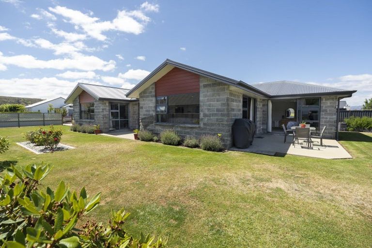 Photo of property in 24 Chandler Crescent, Clyde, 9330