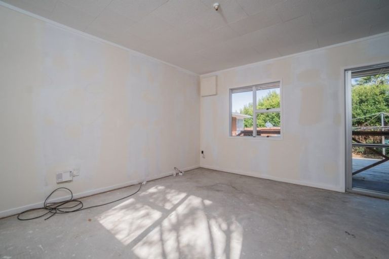 Photo of property in 41 Parrs Cross Road, Henderson, Auckland, 0612