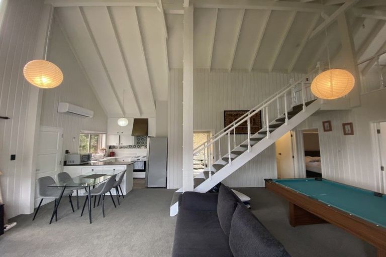 Photo of property in 21 Watts Road, Fernhill, Queenstown, 9300