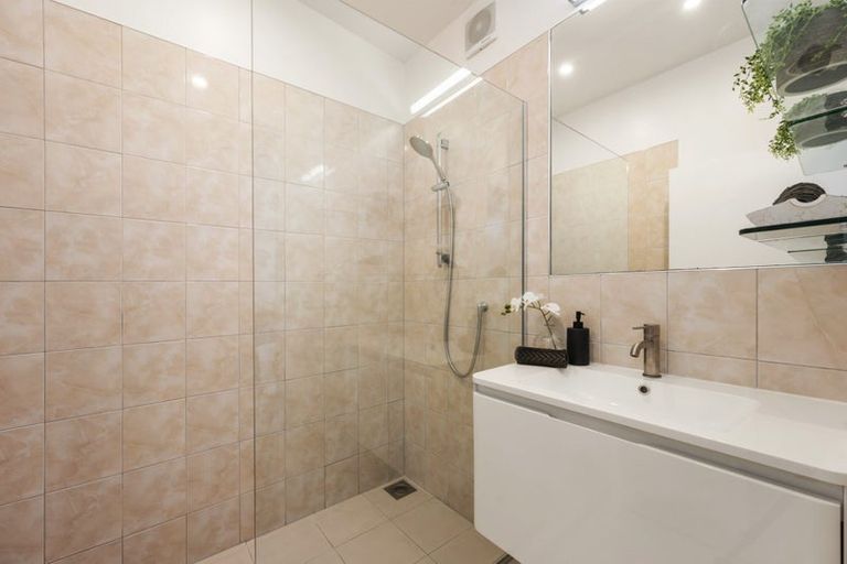 Photo of property in 31a Ngatoto Street, Khandallah, Wellington, 6035