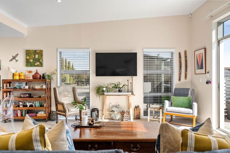 Photo of property in 15a Esther Street, Martinborough, 5711