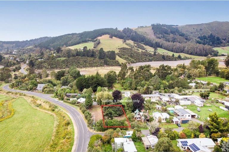 Photo of property in 1 Erne Street, Waitati, 9085