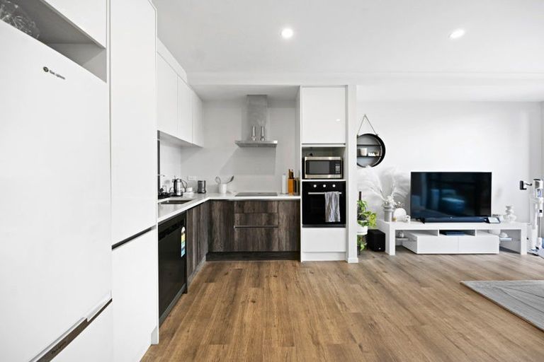 Photo of property in 16 Jaspers Way, Huntington, Hamilton, 3210