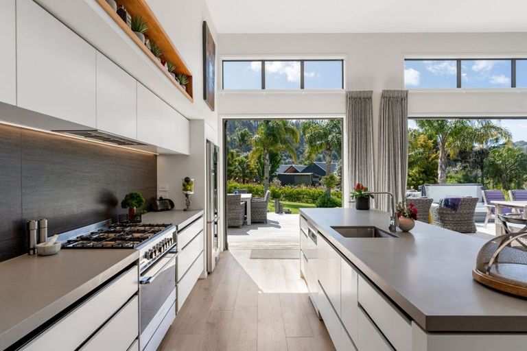 Photo of property in 14 Titoki Lane, Whangamata, 3691