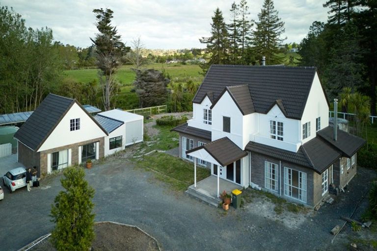 Photo of property in 150 Nixon Road, Taupaki, Henderson, 0782