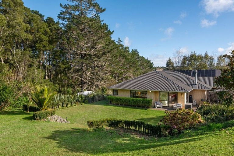 Photo of property in 108 Paremoremo Road, Lucas Heights, Auckland, 0632