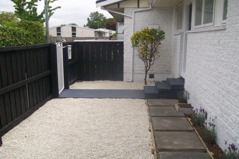 Photo of property in 2/224 Springfield Road, St Albans, Christchurch, 8014