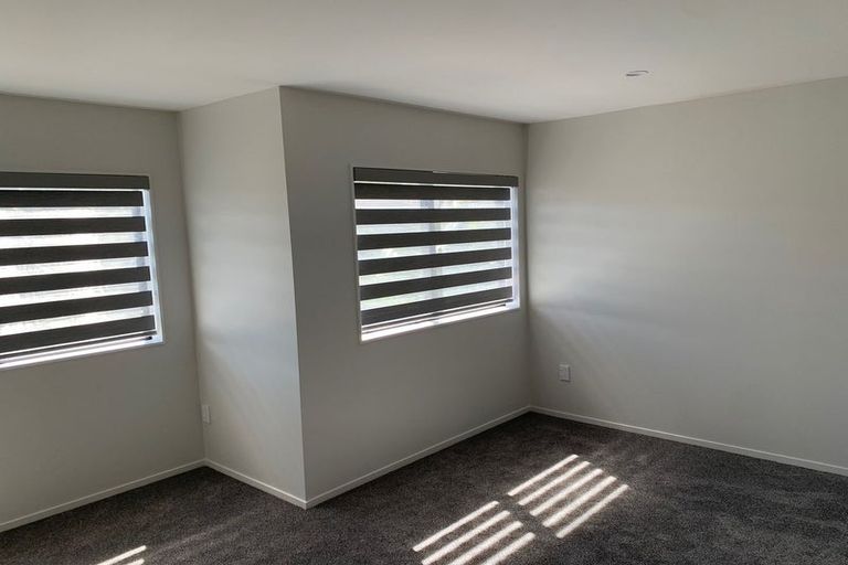 Photo of property in 9c Jillteresa Crescent, Half Moon Bay, Auckland, 2012