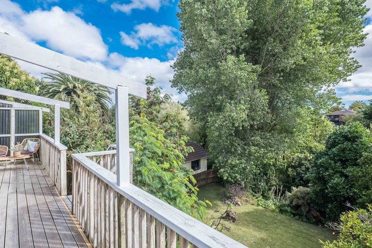 Photo of property in 11 Karaka Grove, Raumati Beach, Paraparaumu, 5032