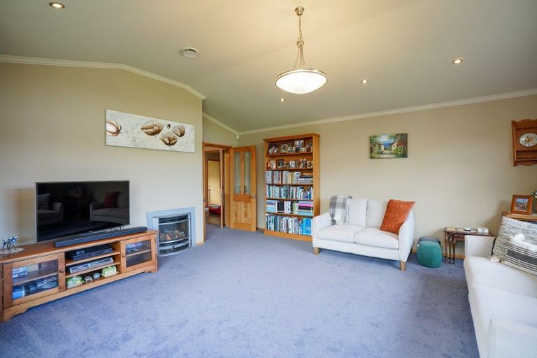Photo of property in 60 Glenroy Park Drive, Waikiwi, Invercargill, 9810