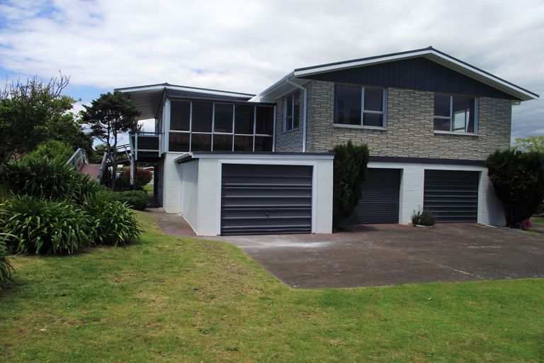 Photo of property in 15 Snell Crescent, Waihi Beach, 3611