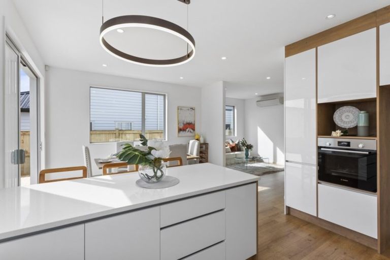 Photo of property in 17 Roa Avenue, Hobsonville, Auckland, 0616