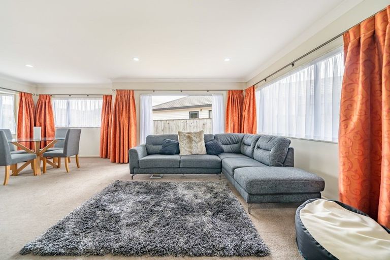 Photo of property in 11 Talbot Grove, Trentham, Upper Hutt, 5018