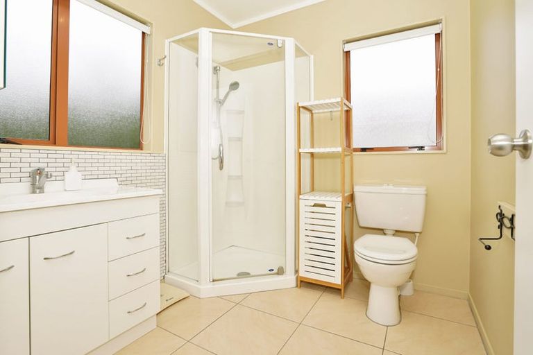 Photo of property in 14 Violet Street, Raglan, 3225