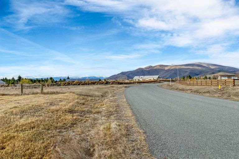 Photo of property in 27 Temple Drive, Twizel, 7901
