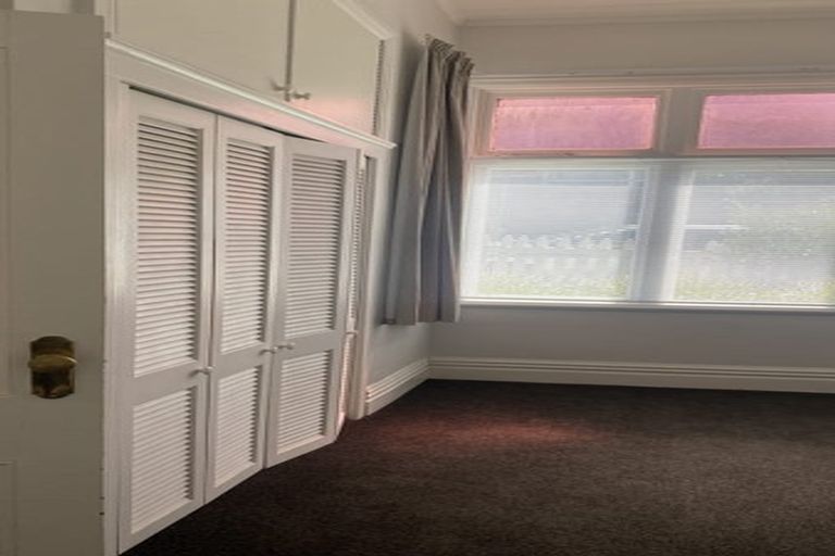 Photo of property in 131 Wallace Street, Mount Cook, Wellington, 6021