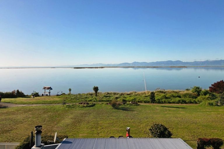 Photo of property in 33 Trewavas Street, Motueka, 7120