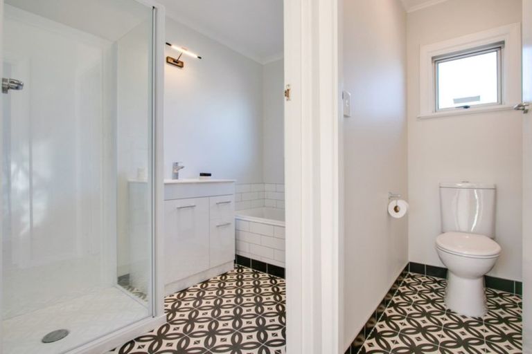 Photo of property in 12 Flanders Avenue, Onekawa, Napier, 4110