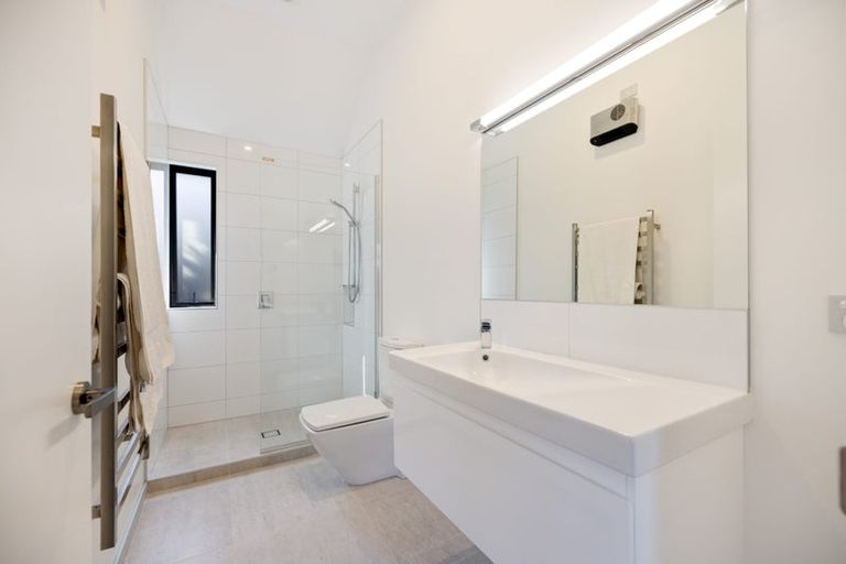 Photo of property in 18 Alpha Avenue, Strowan, Christchurch, 8052