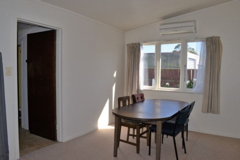 Photo of property in 7 Iti Street, Otaki, 5512