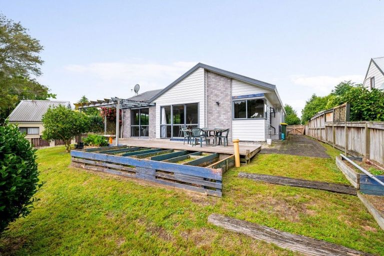 Photo of property in 23 Kingsway Crescent, Forest Lake, Hamilton, 3200