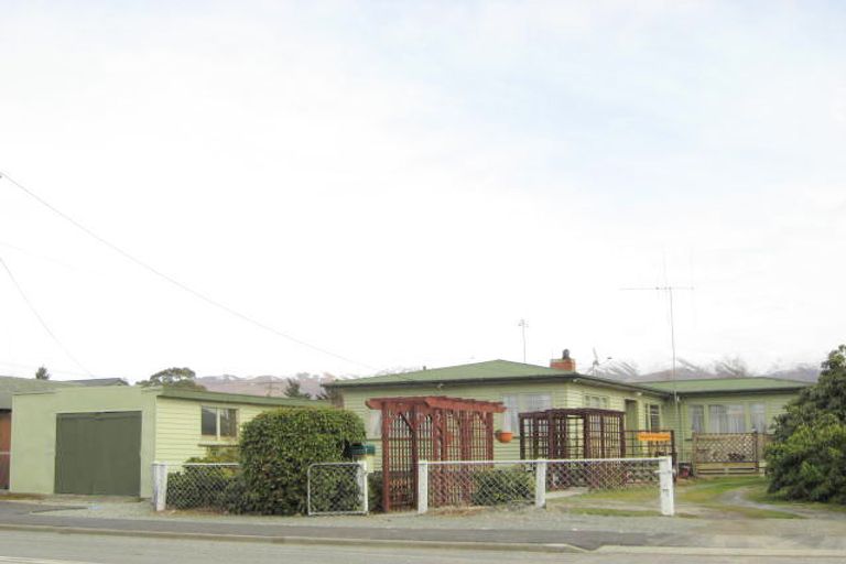 Photo of property in 7 Banks Street, Fairlie, 7925