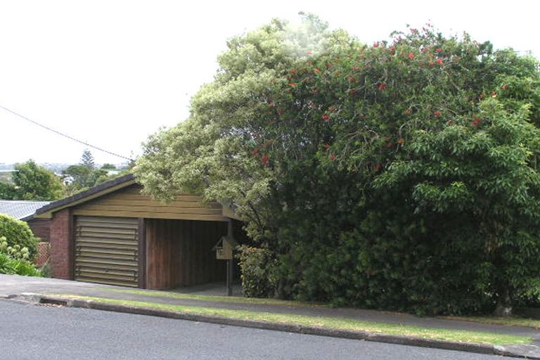 Photo of property in 1/11 Hart Road, Hauraki, Auckland, 0622
