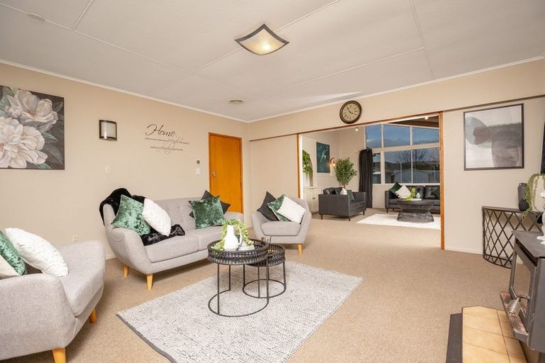 Photo of property in 404 High Street South, Carterton, 5713