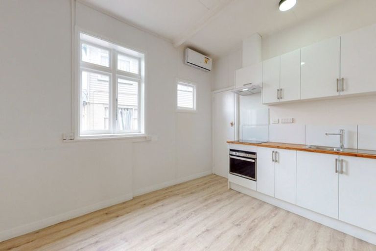 Photo of property in 73 Victoria Street, Alicetown, Lower Hutt, 5010