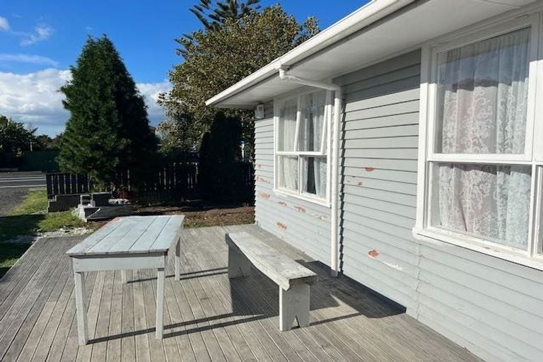 Photo of property in 174 Buckland Road, Mangere East, Auckland, 2024