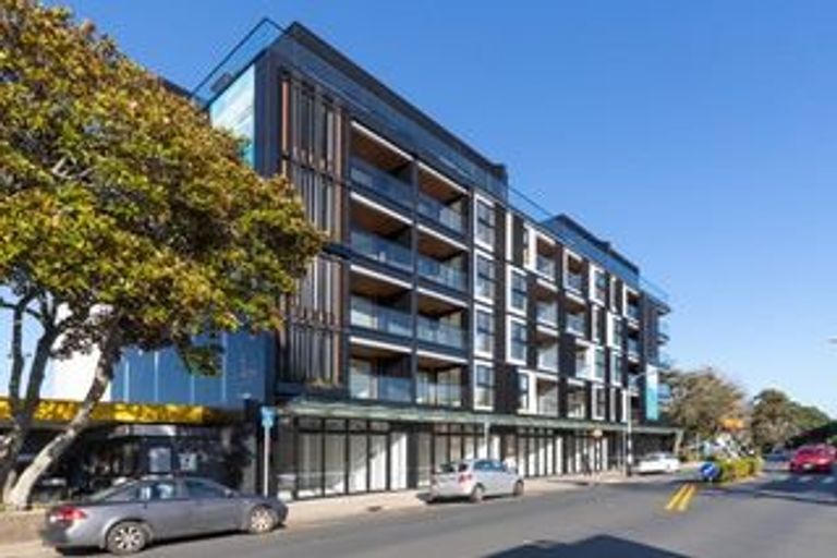 Photo of property in The Victor, 113/4 Bute Road, Browns Bay, Auckland, 0630
