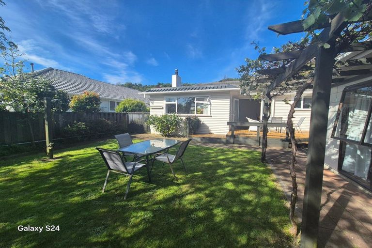 Photo of property in 18 Parnell Street, Fairfield, Lower Hutt, 5011