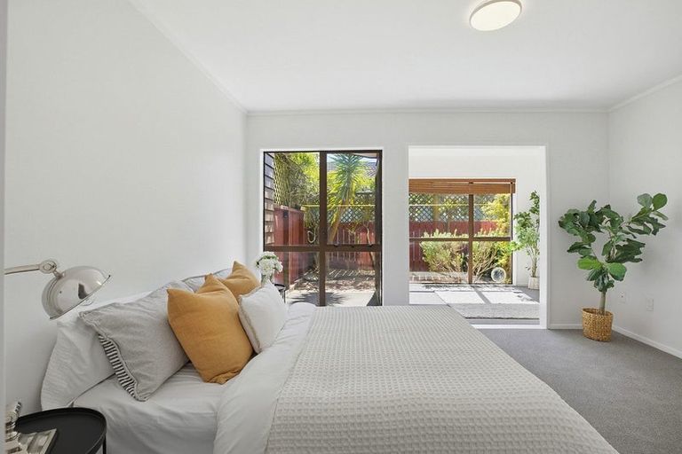 Photo of property in 2/42 Spyglass Lane, Whitby, Porirua, 5024