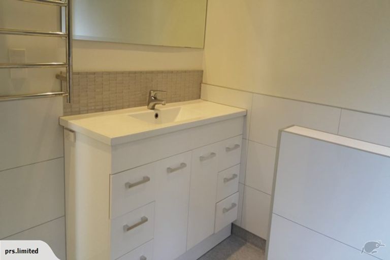 Photo of property in 9/14 Harriett Street, Thorndon, Wellington, 6011