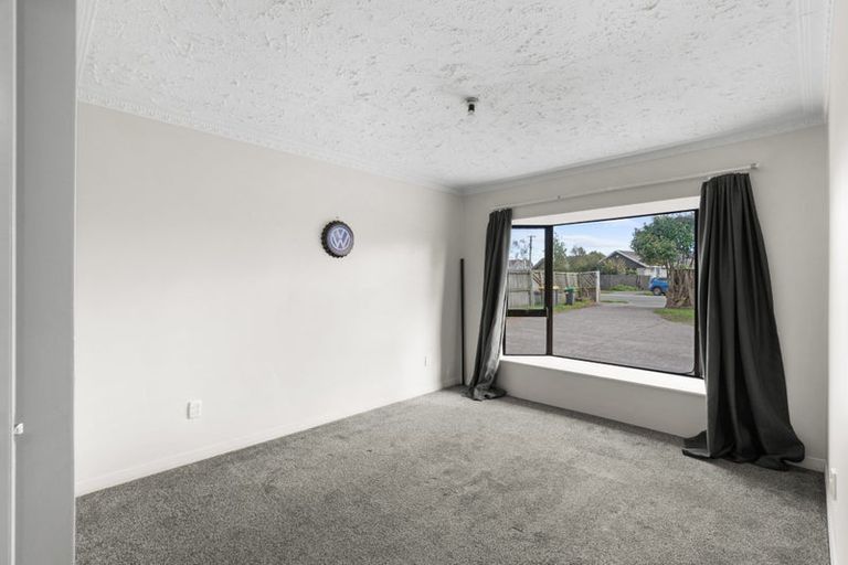 Photo of property in 176 Withells Road, Avonhead, Christchurch, 8042