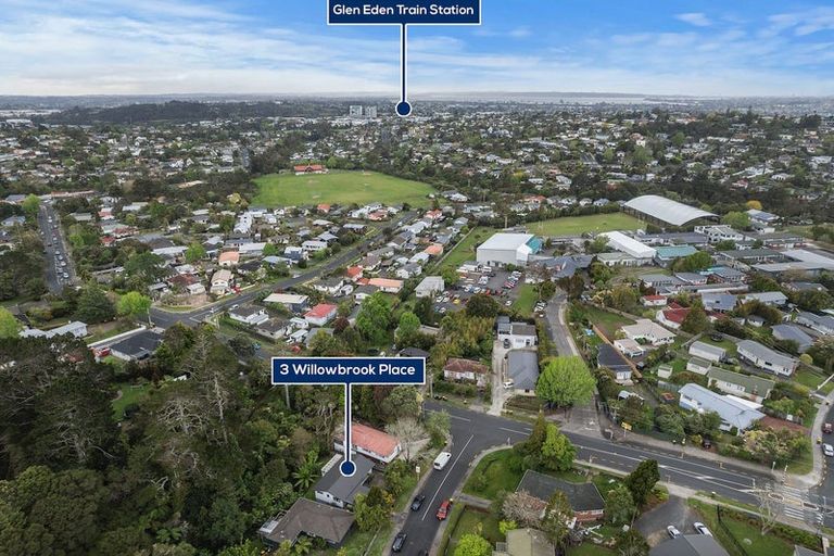 Photo of property in 3 Willowbrook Place, Titirangi, Auckland, 0604