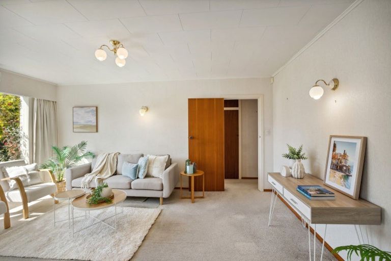 Photo of property in 4 Matipo Street, Waikanae, 5036