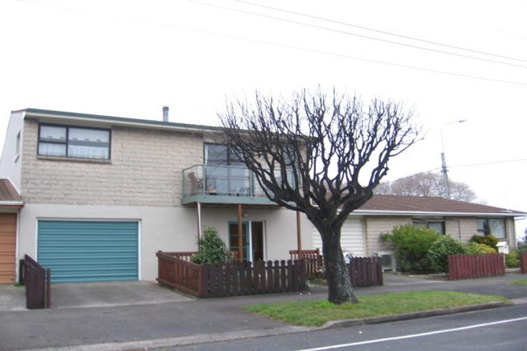 Photo of property in 6 Law Street, South Dunedin, Dunedin, 9012