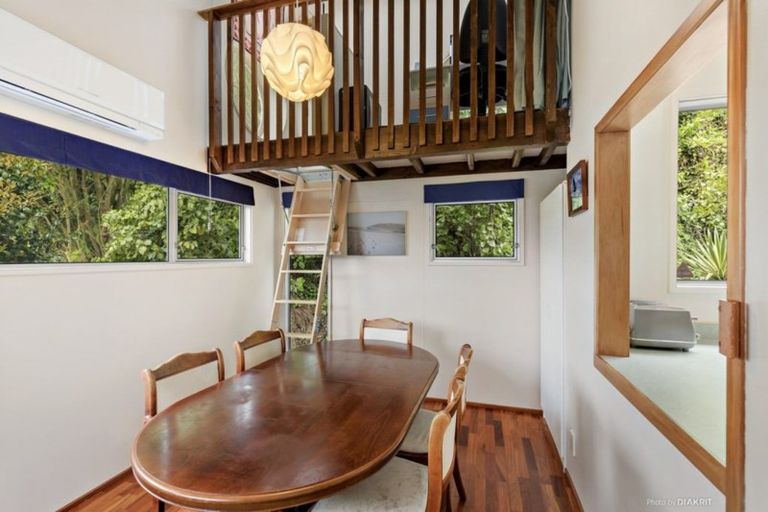 Photo of property in 5 Monmouth Way, Wilton, Wellington, 6012