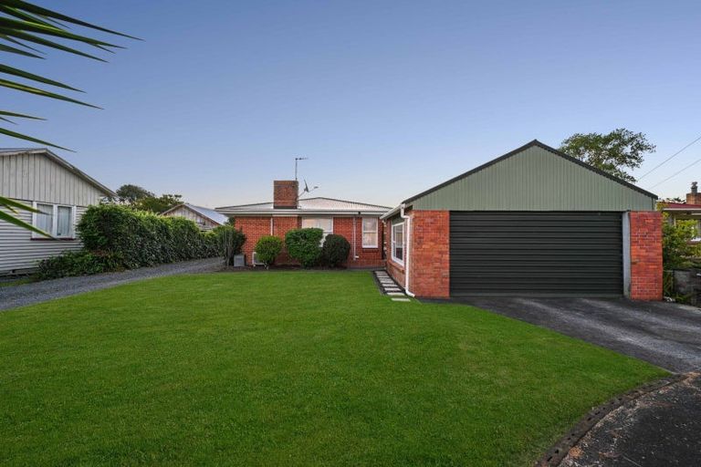 Photo of property in 19 Morrison Crescent, Glenview, Hamilton, 3206