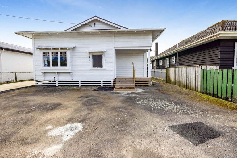 Photo of property in 257 Princes Street, Hawera, 4610