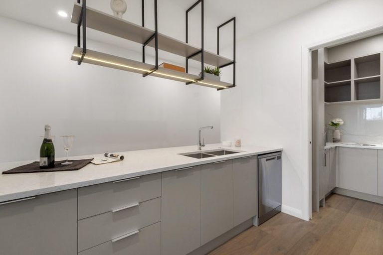 Photo of property in 20 Yellow Pear Lane, Karaka, 2578