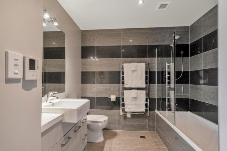 Photo of property in 7/23 Wellington Street, Howick, Auckland, 2014