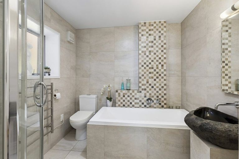 Photo of property in 7 Ocean Parade, Pukerua Bay, 5026