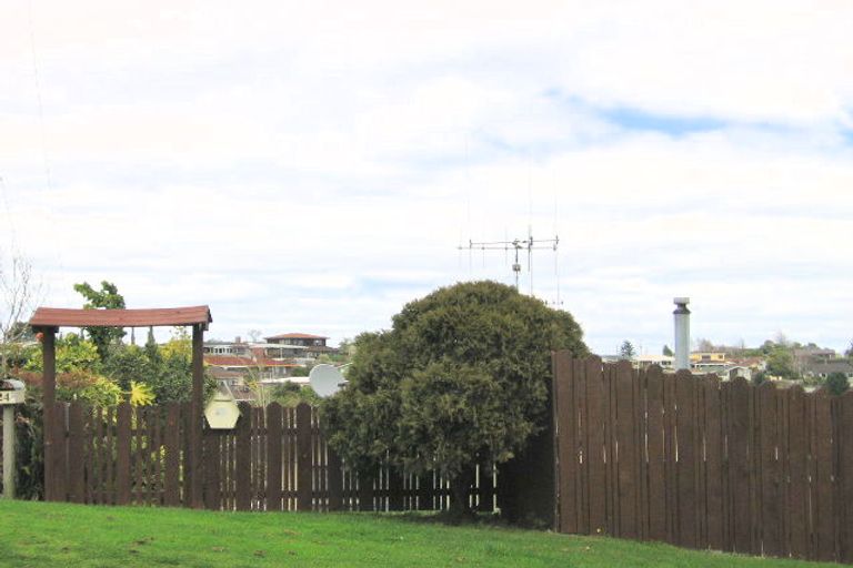 Photo of property in 28 Sherwood Street, Bellevue, Tauranga, 3110