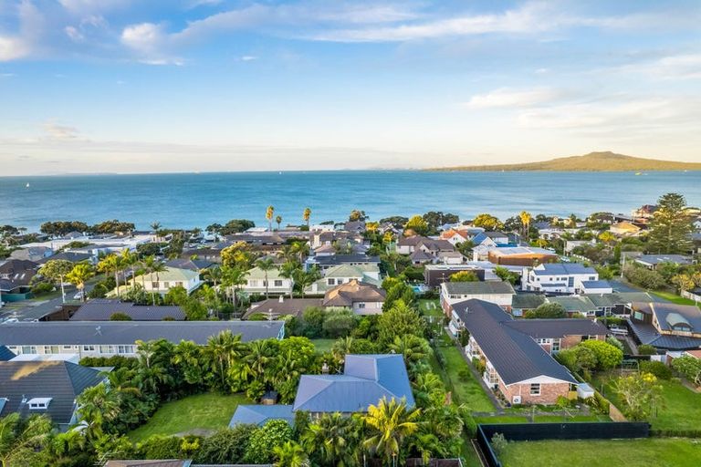 Photo of property in 7 Sanders Avenue, Takapuna, Auckland, 0622