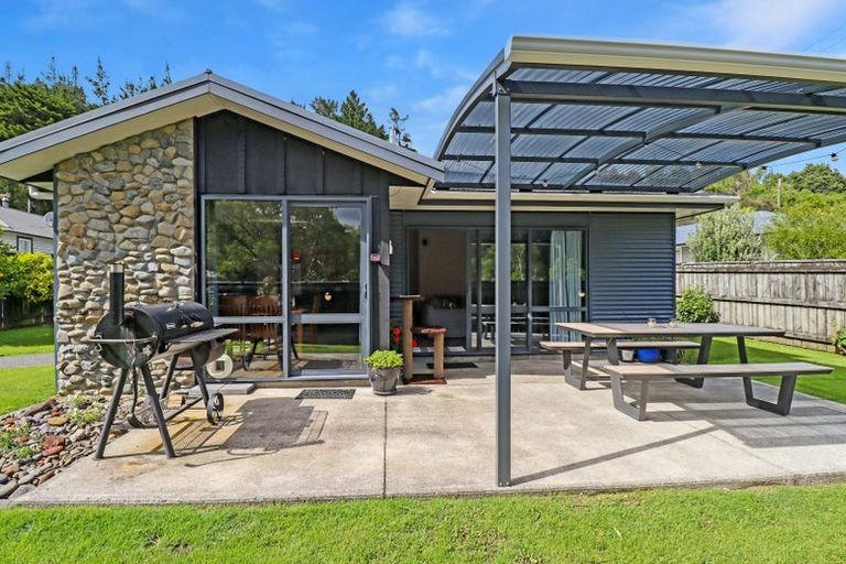 Photo of property in 186 Plateau Road, Te Marua, Upper Hutt, 5018